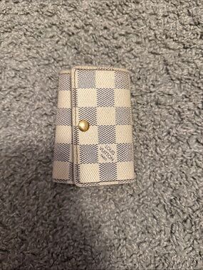Louis Vuitton Damier Azur Key & Card Holder in Beige and Light Blue